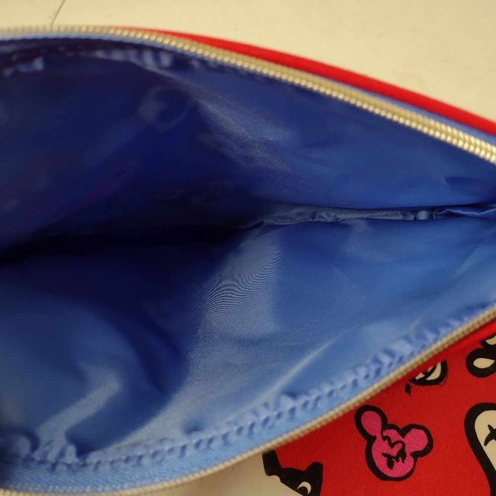 Estee Lauder Quentin Jones Cosmetic Makeup Bags 1 Red 1 Blue Print (P2). View 3